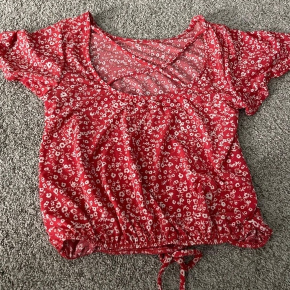 Red and White Rewind Top - Picture 2 of 2